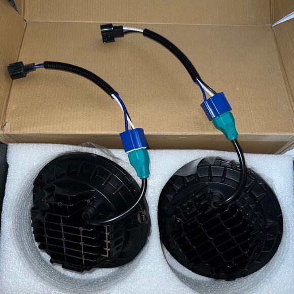 Jeep 7” Round LED Headlight High Low Beam headlamps-red - Picture 10 of 12